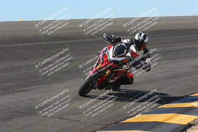 media/Nov-06-2023-Moto Forza (Mon) [[ce023d0744]]/3-Intermediate Group/Session 2 (Bowl)/